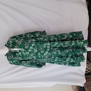 Alice + Olivia Size SP Layla Green Floral Tiered Ruffle Dress, Gently Used Cond.